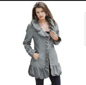 Ruffle lightweight coat